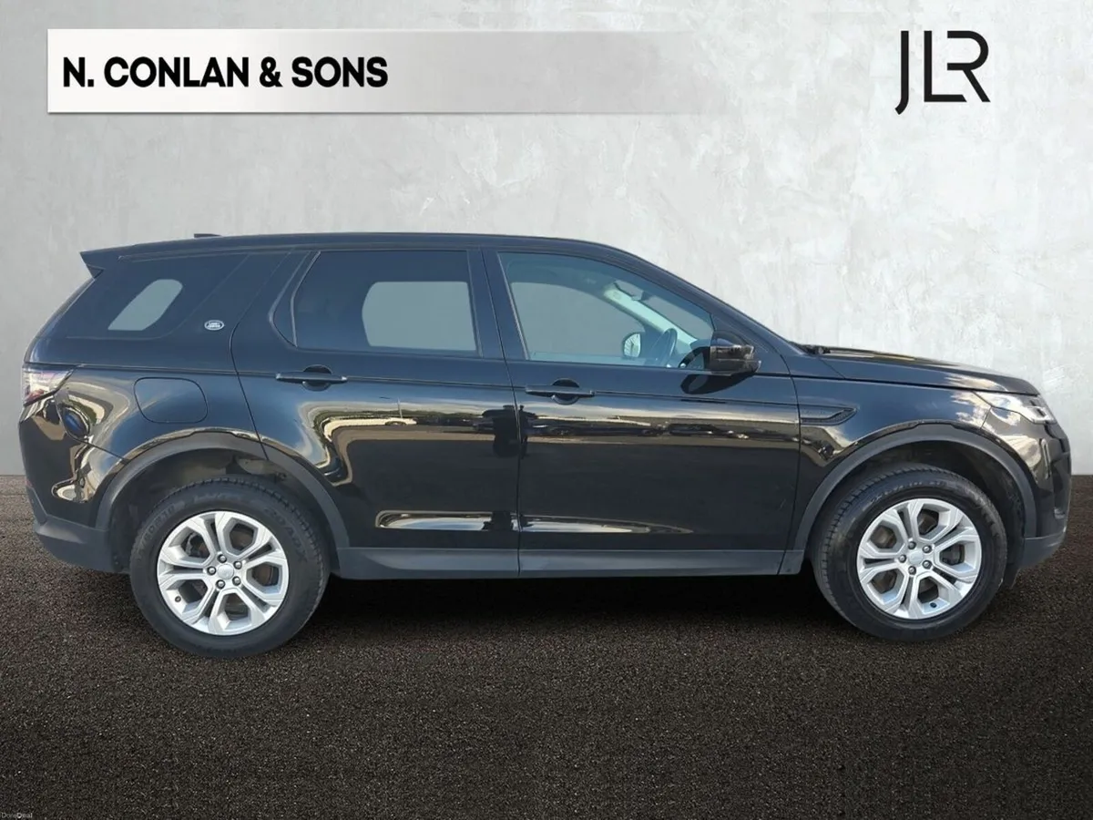 Land Rover Discovery Sport 2.0D S MANUAL 150BHP *M - Image 6