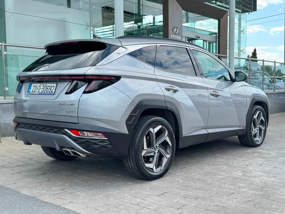 Hyundai Tucson 2WD Executive Plus HEV Auto - Image 4