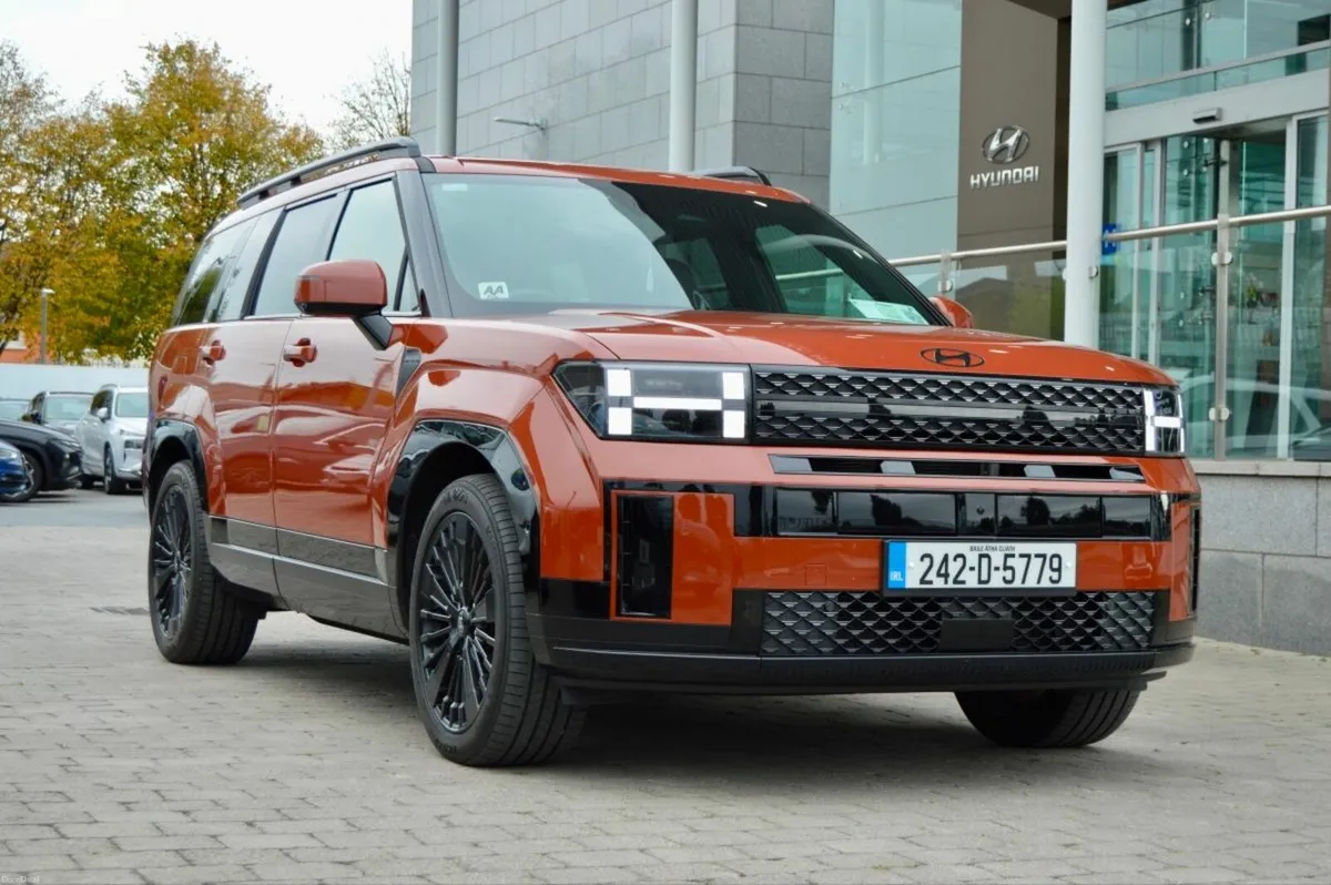 Hyundai Santa Fe 1.6 PHEV 4WD Calligraphy DEMO SAL - Image 1