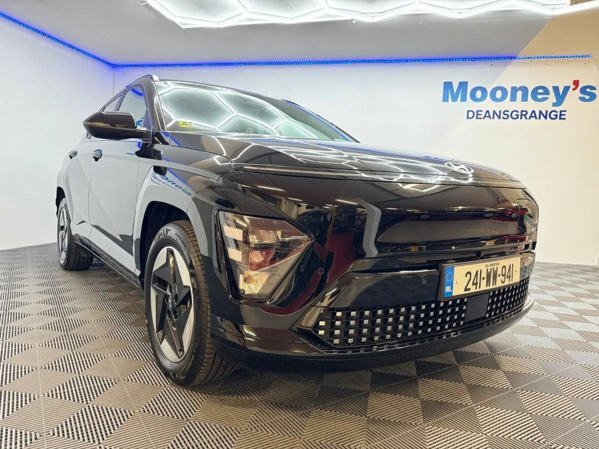 Hyundai KONA Kona EV Elegance 65kWh - Image 1