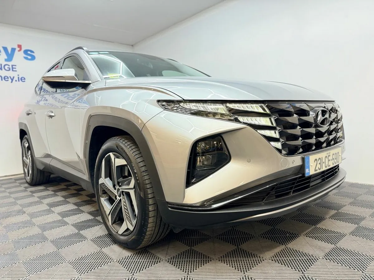 Hyundai Tucson 2WD Executive Plus HEV Auto - Image 4