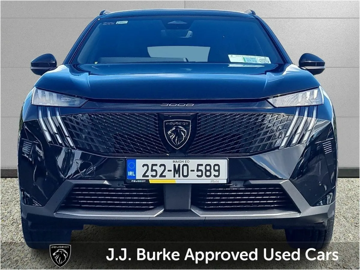 Peugeot 5008 GT Hybrid 145bhp - Image 2