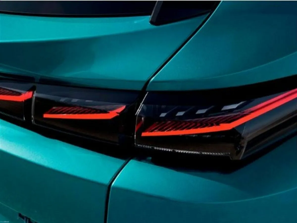 Peugeot 308 Allure Hybrid 145bhp *ORDER YOUR 262 T - Image 6