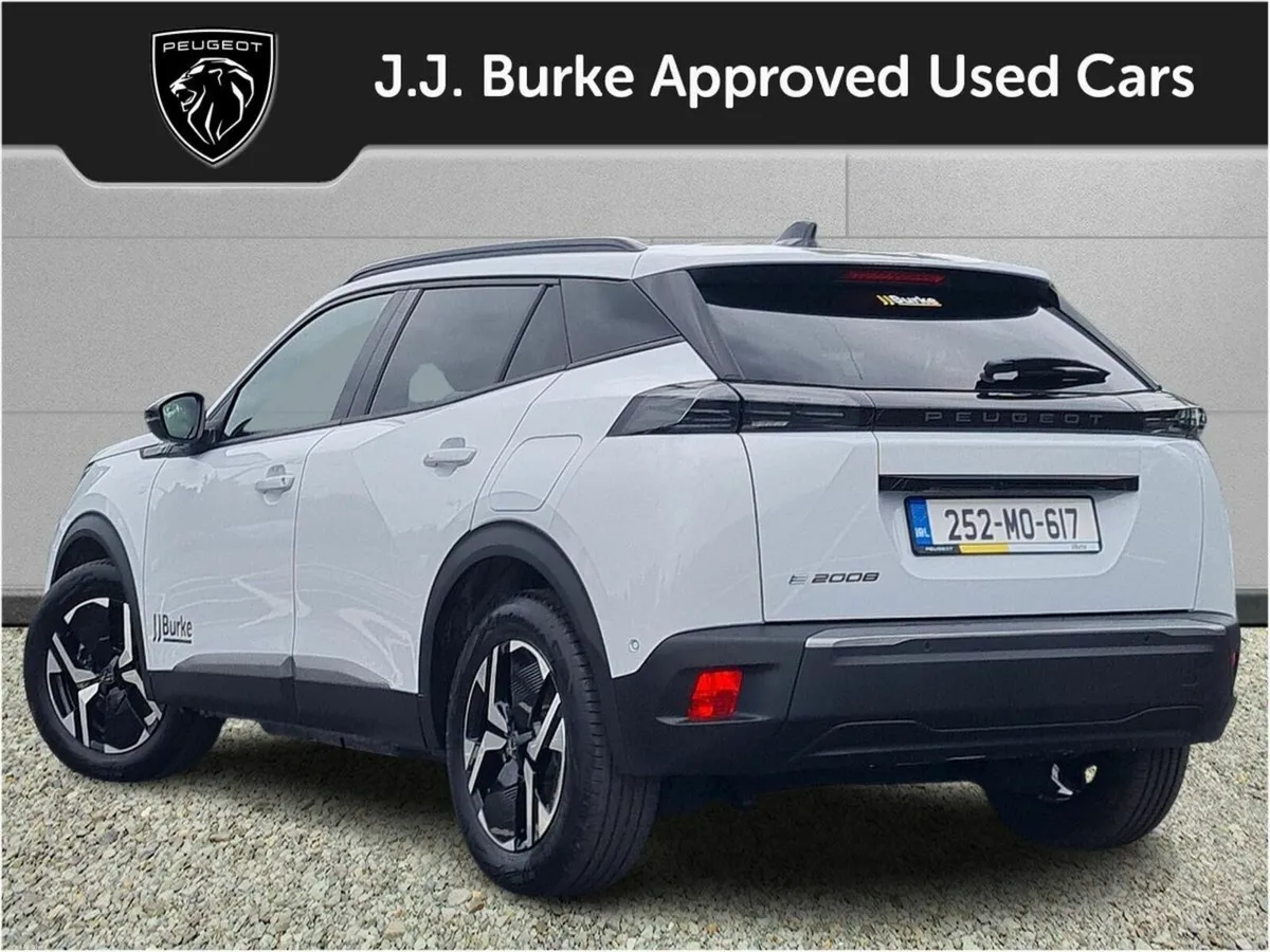 Peugeot 2008 Electric 156bhp (54 kWh) Allure - Image 4