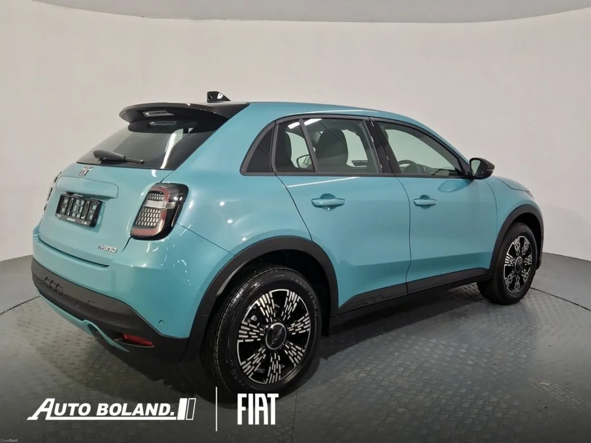 Fiat 600 Dolce Vita 1.2 Hybrid - Image 3