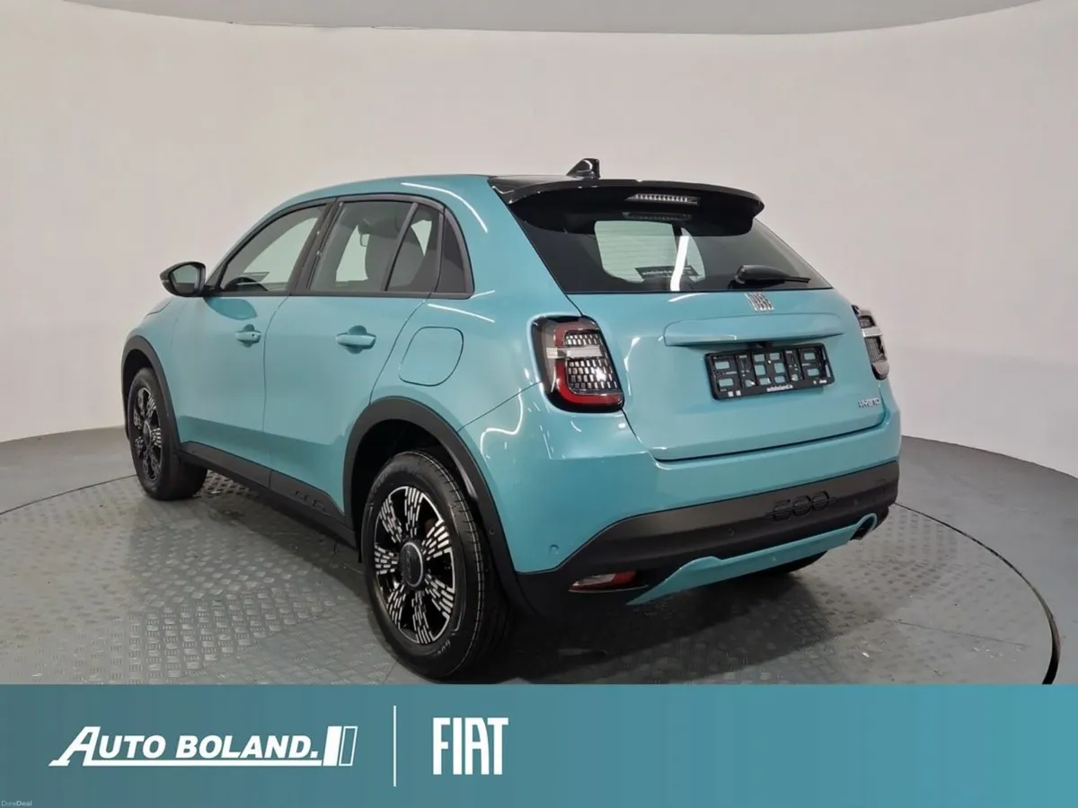 Fiat 600 Dolce Vita 1.2 Hybrid - Image 5