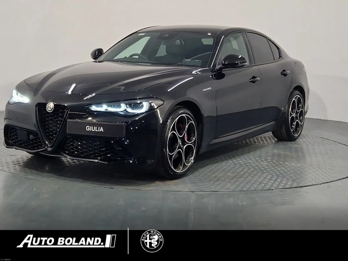 Alfa Romeo Giulia Giulia 2.0 280bhp Veloce - Image 3