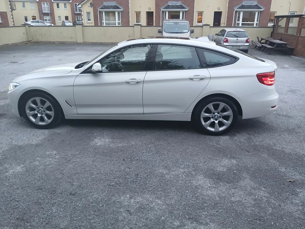 BMW GT 3-Series 2014 white new test - Image 2