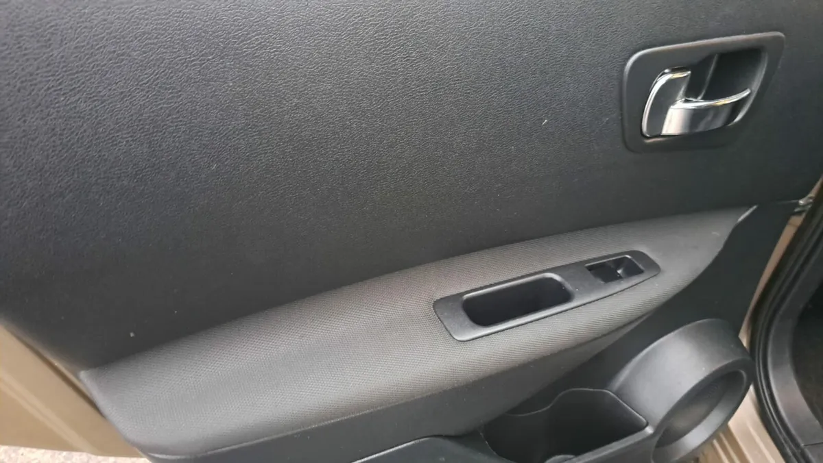 Nissan Qashqai 1.5 diesel New nct low milage - Image 4