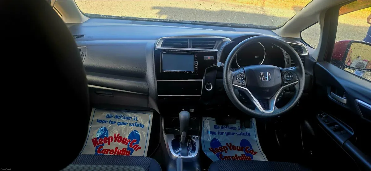 HONDA FIT 1.3  PTEROL LOW MILEAGE HIGH SPECS - Image 6