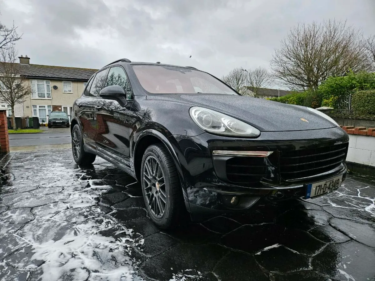 Porsche cayenne s Platinum edition - Image 1