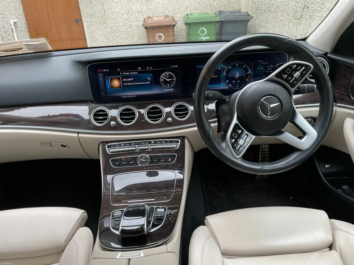 Mercedes-Benz E-Class 2019 - Image 3