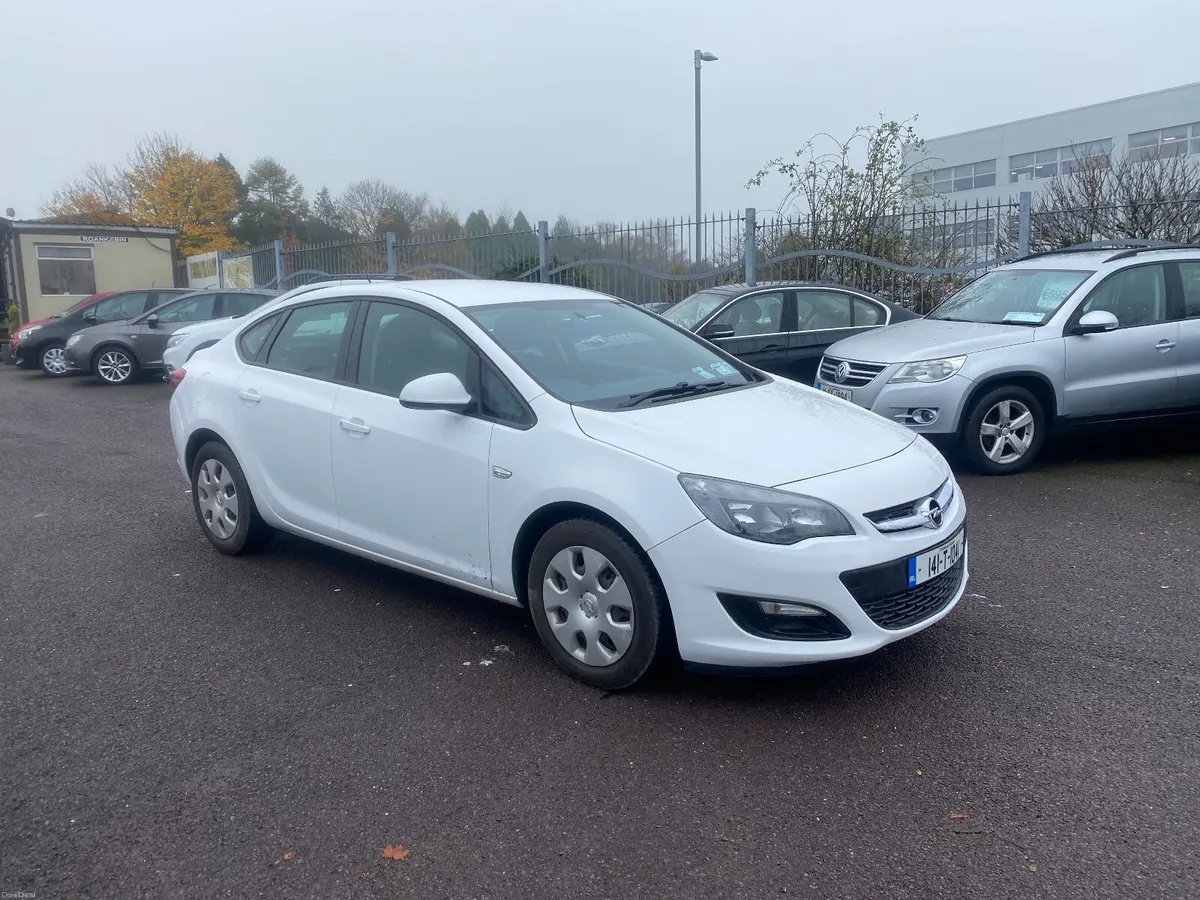 Opel Astra 2014 - Image 4
