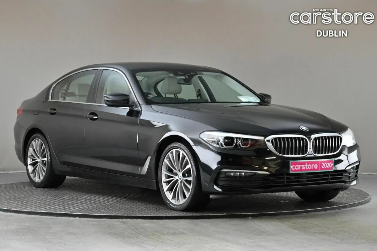 BMW 5-Series 520D SE 12DW **BEIGE LEATHER**SAT NAV - Image 1