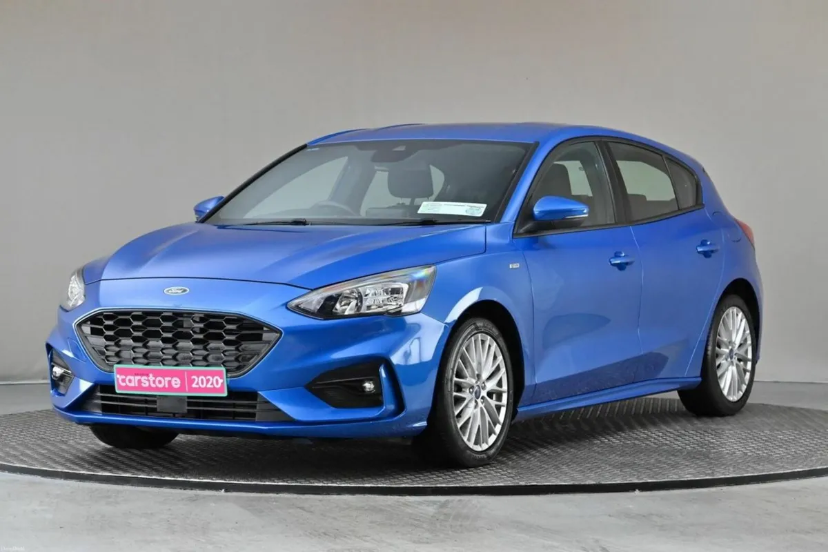 Ford Focus 1.0 ST-LINE ECOBOOST 125BHP 6SPD - Image 3