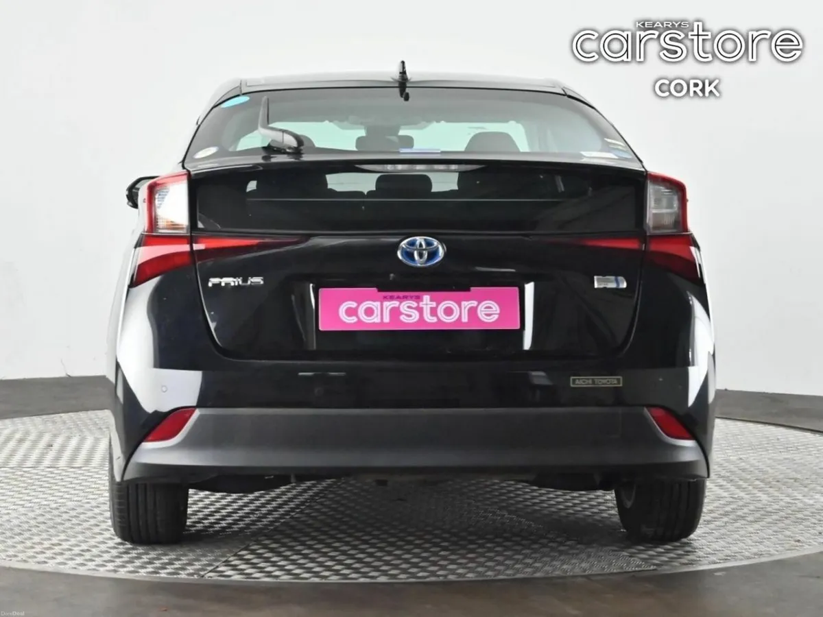 Toyota Prius 1.8 Hybrid Auto - Image 4