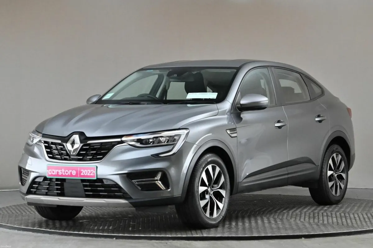 Renault Arkana ICONIC E-TECH HYBRID 145BHP AUTO - Image 4