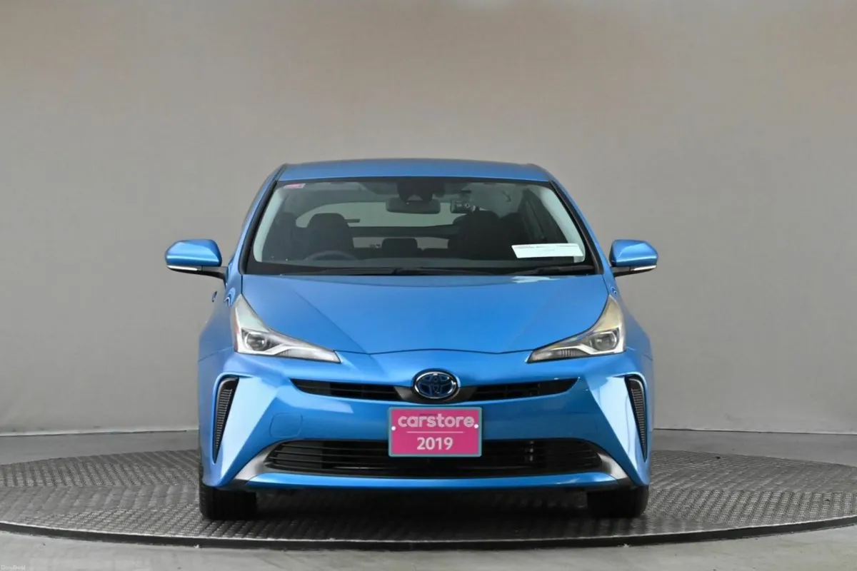 Toyota Prius 1.8 HYBRID FACE LIFT MODEL - Image 2