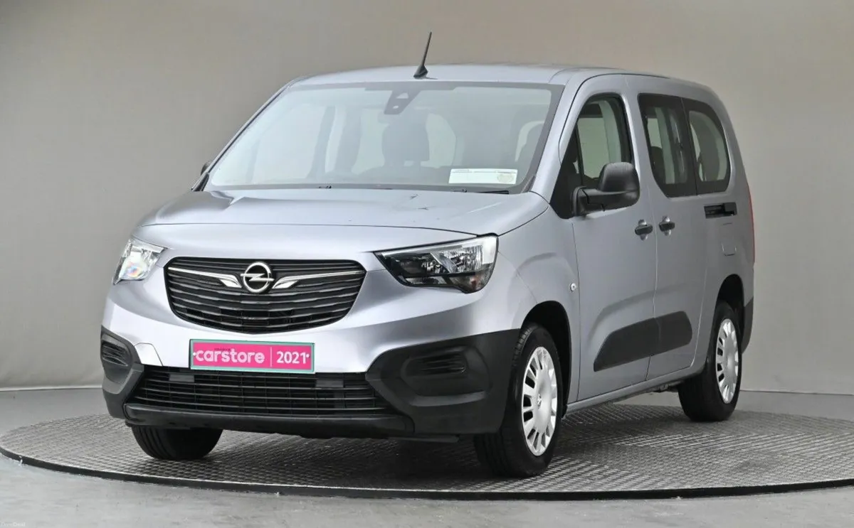 Opel Combo 1.5 TURBO D LIFE 100BHP 6SPD ENERGY XL - Image 3