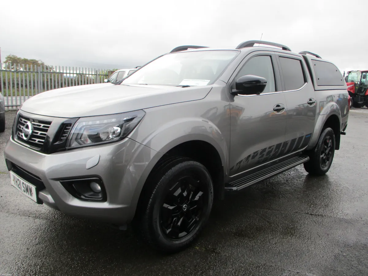 Nissan Navara 2.3 DCI N-GUARD AUTO CREWCAB - Image 3