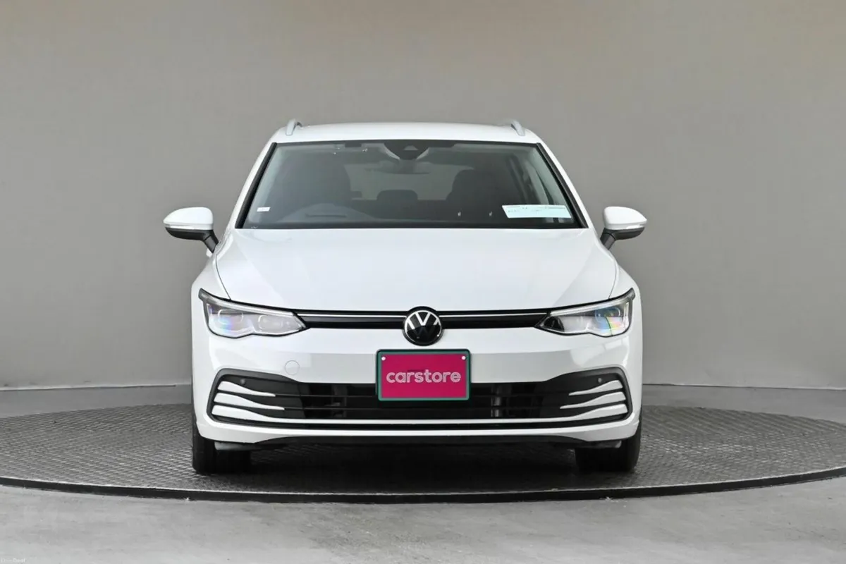 Volkswagen Golf 1.0 eTSI DSG MK8 VARIANT MILD-HYBR - Image 2