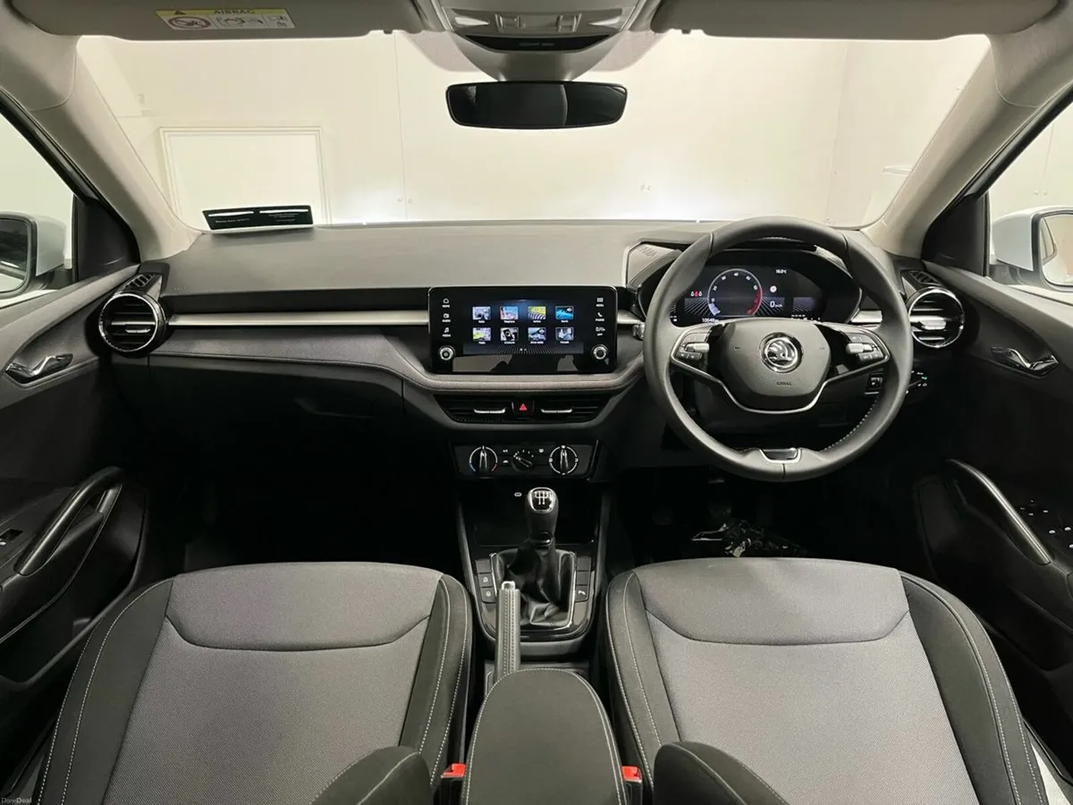 Skoda Fabia Selection 1.0MPI 80BHP - Reversing Cam - Image 4