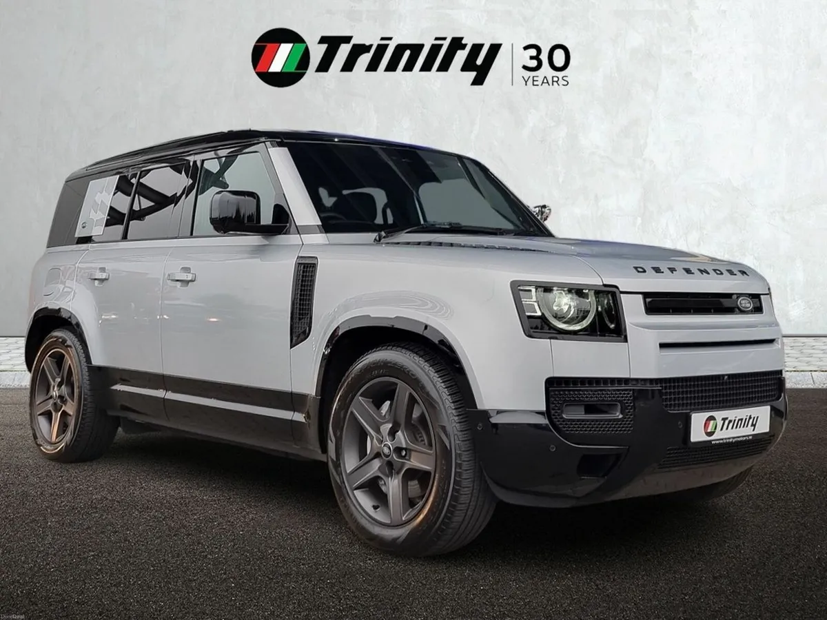 Land Rover Defender ** 6 SEAT ** X-DYNAMIC SE ** P - Image 1