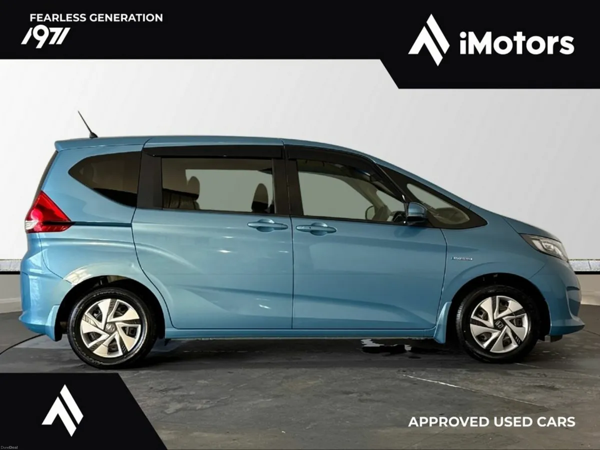 Honda Freed 6 seater hybrid AUTOMATIC - Image 2