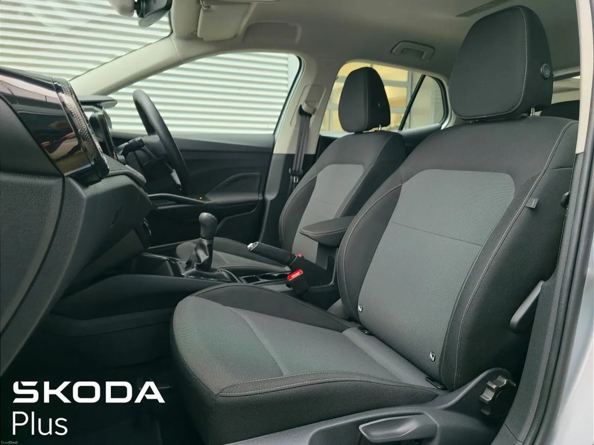 Skoda Fabia FABIA SELECTION 1.0TSI 95BHP - Image 4