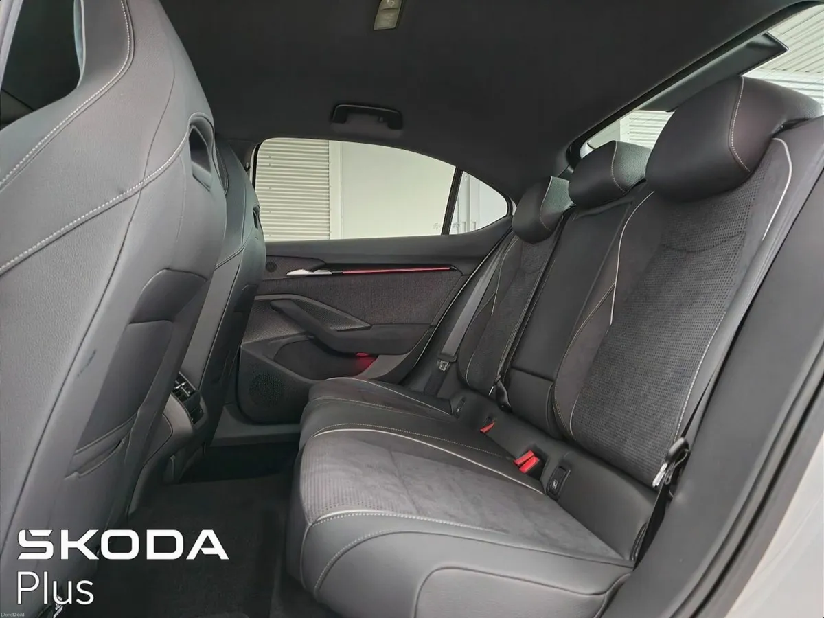 Skoda Superb Sportline 2.0TDI 150Bhp DSG - Image 6