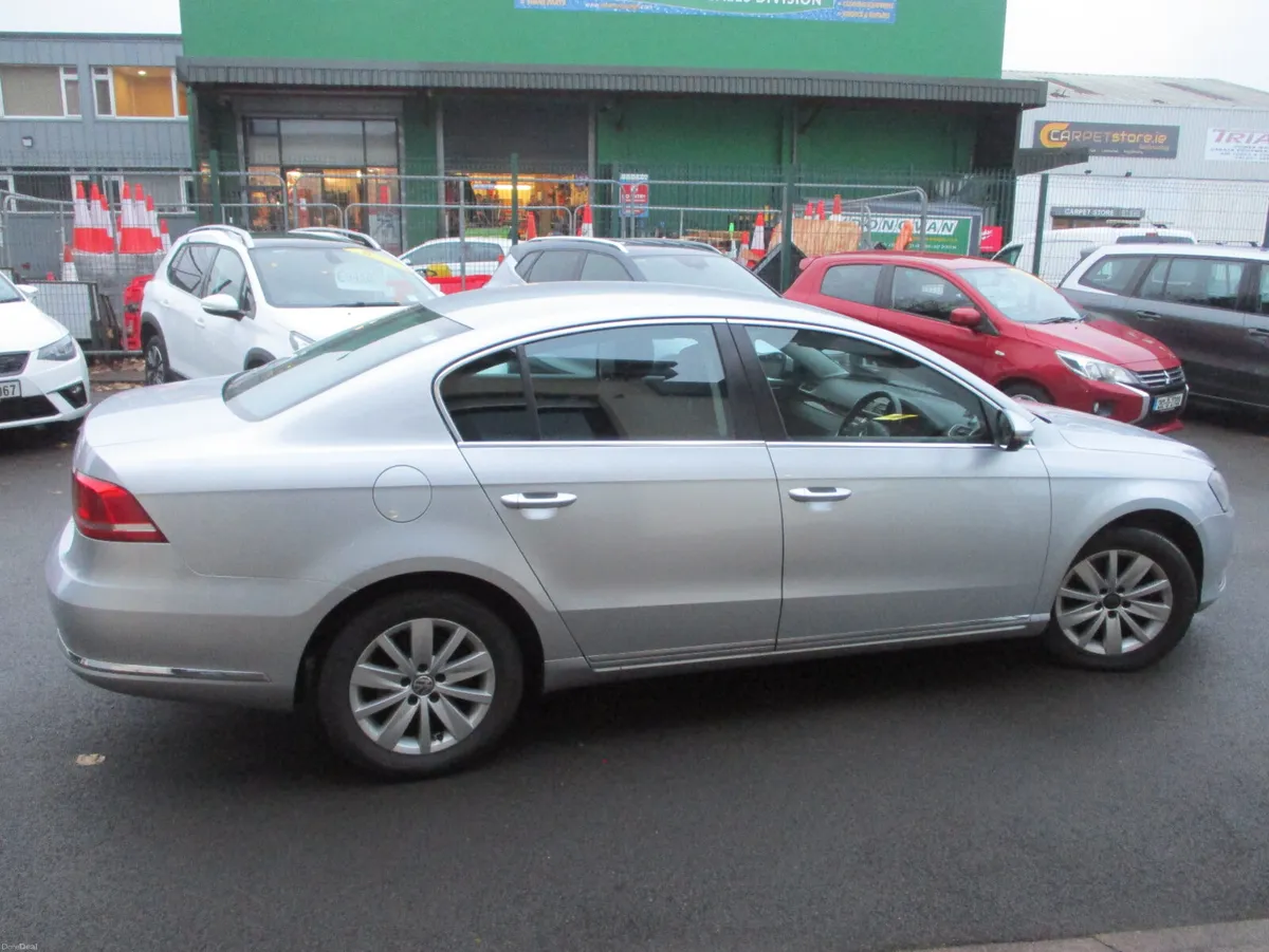 Volkswagen Passat  Comfortline 1.6tdi 2014 - Image 4