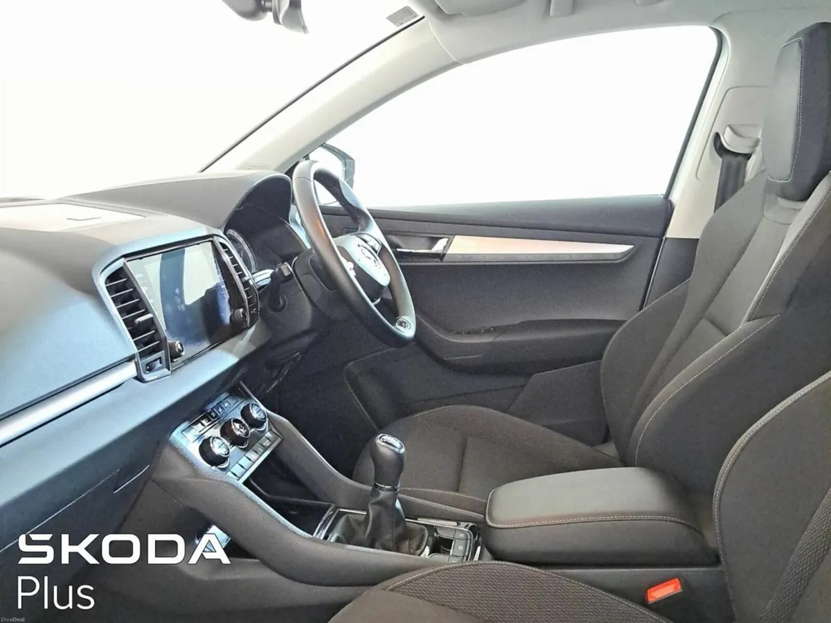 Skoda Karoq 2.0TDI 115HP Ambition - Image 4