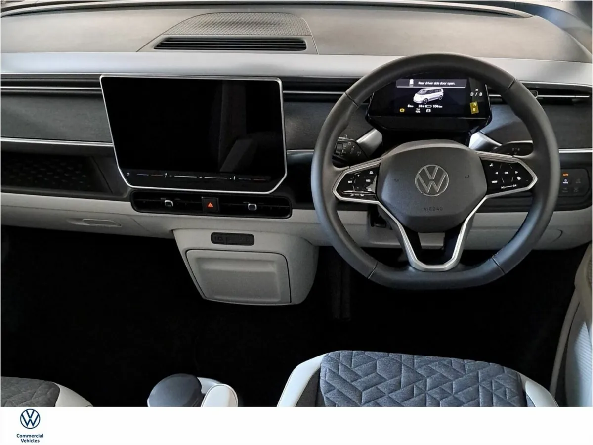 Volkswagen ID.Buzz LIFE 7 SEAT 86KWH 280BHP - Image 4