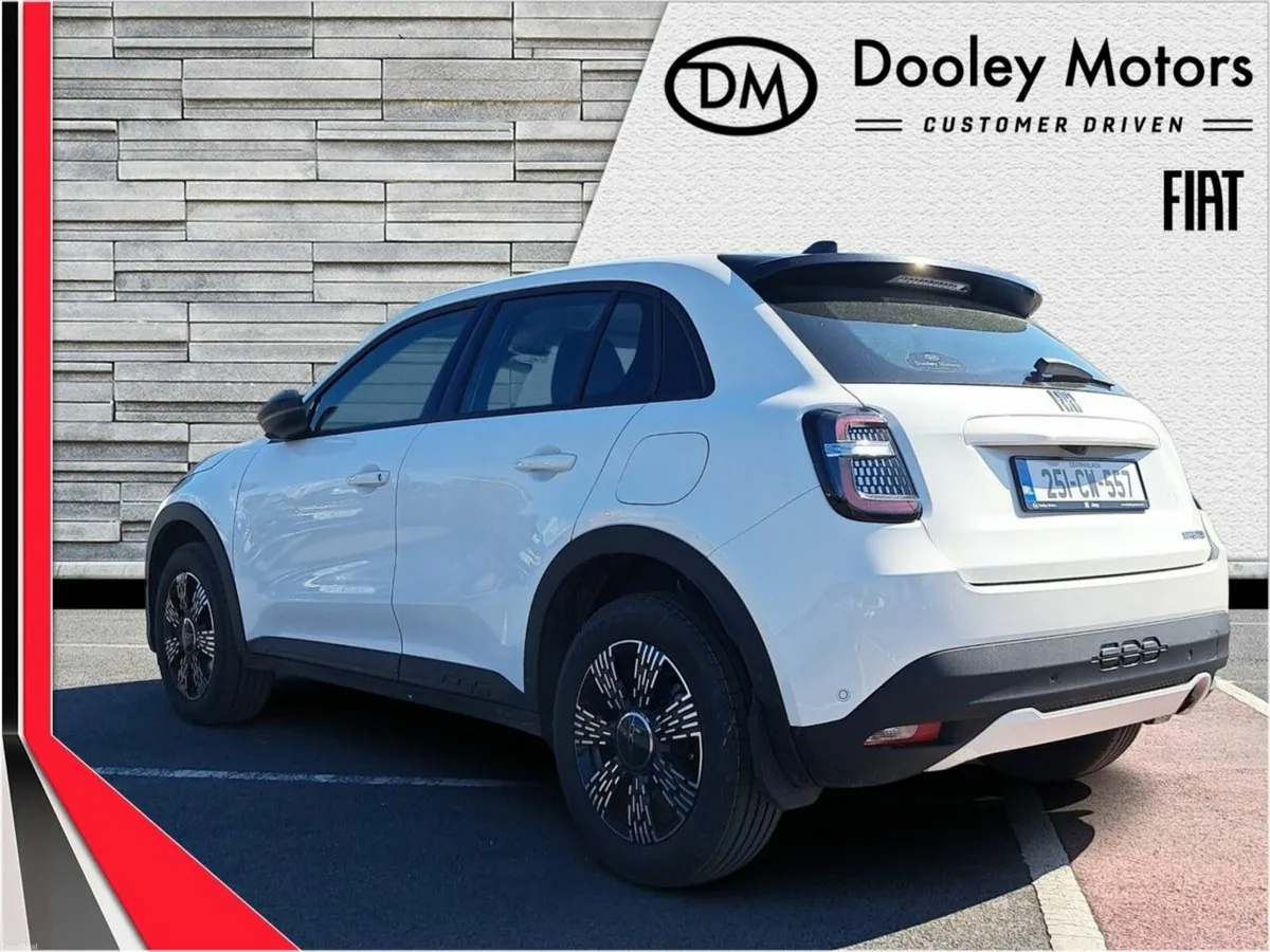 Fiat 600 Dolcevita 1.2 100hp Hybrid Auto eDCT 6 - Image 5