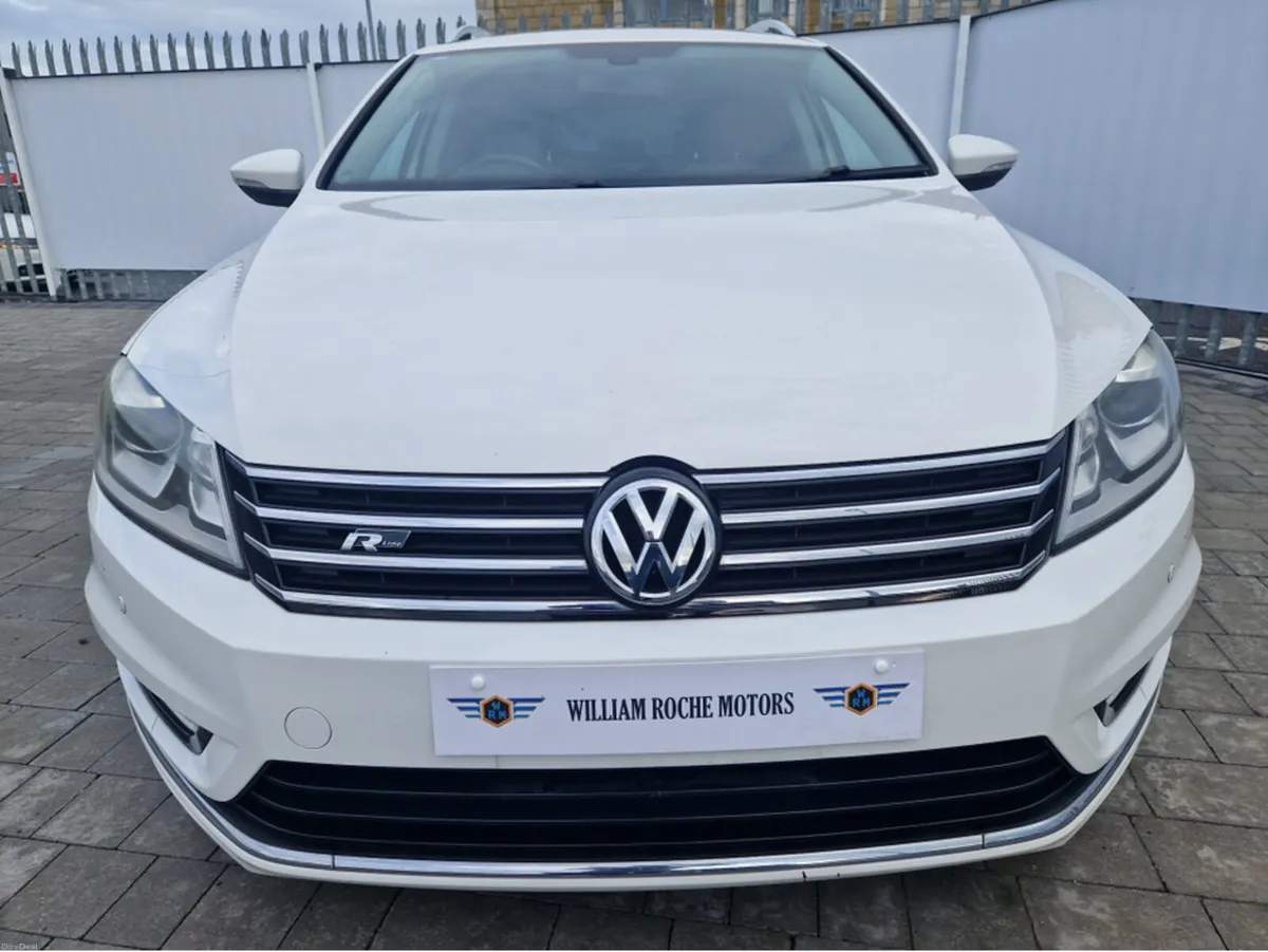 Volkswagen Passat 1.4 PETROL AUTO - Image 3