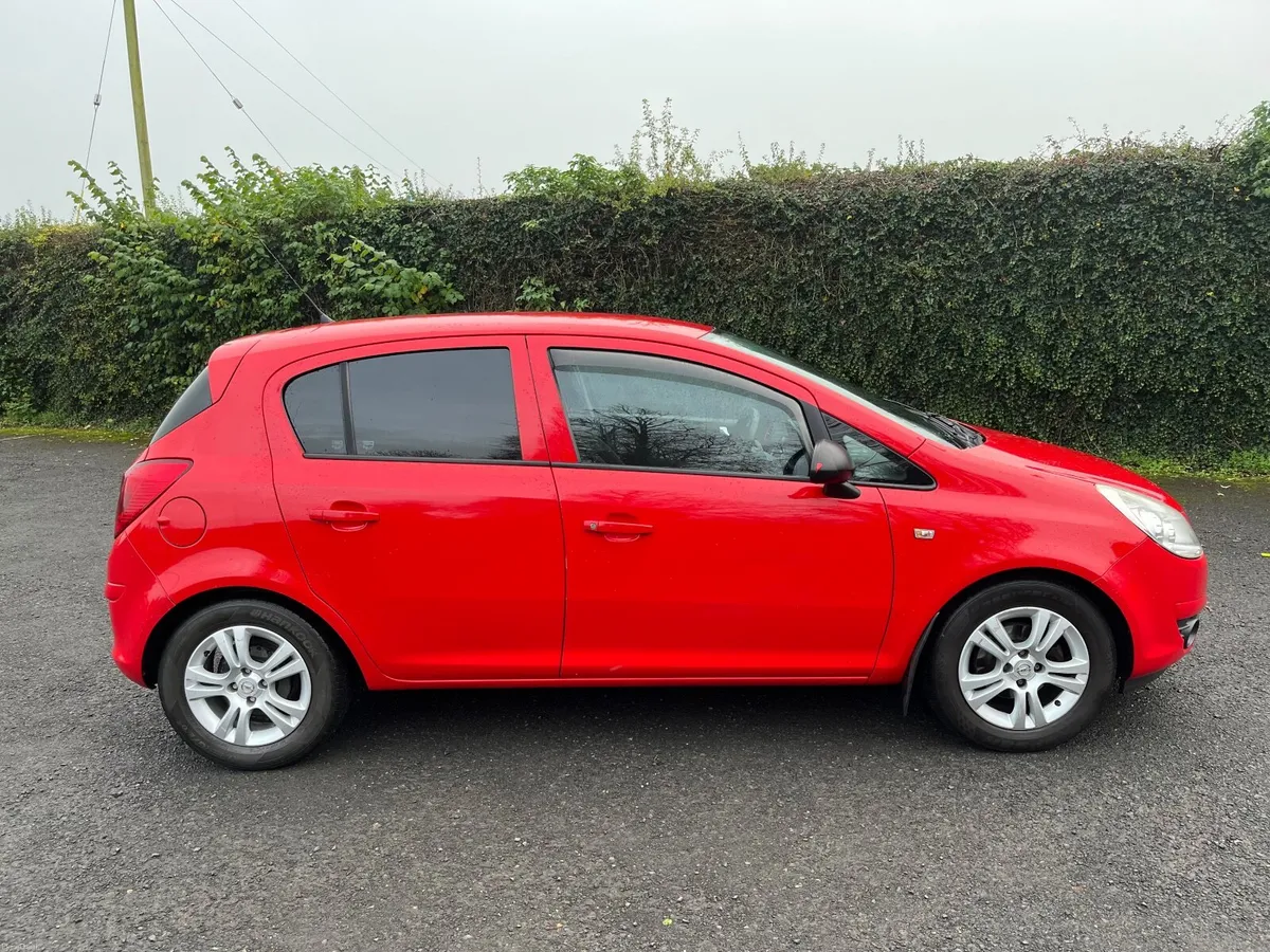 Opel Corsa 2010 1.2 16v - Image 4
