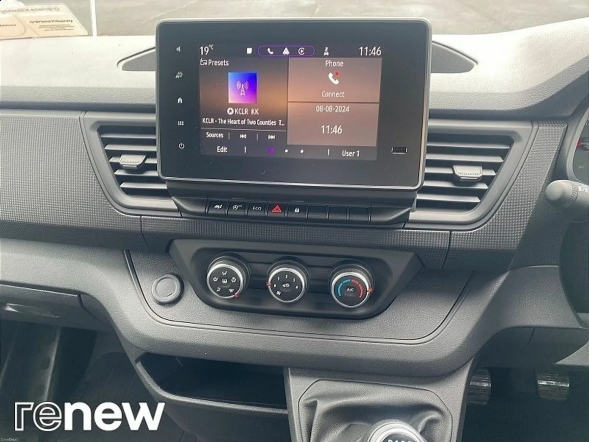 Renault Trafic LL30 START 2.0 DCI 130 BHP *€27,900 - Image 2