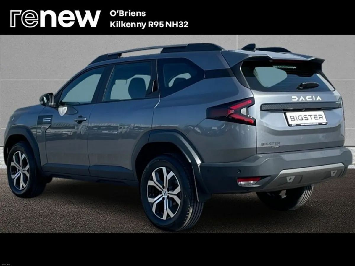 Dacia Bigster EXPRESSION FULL HYBRID 1.8 155 BHP A - Image 3