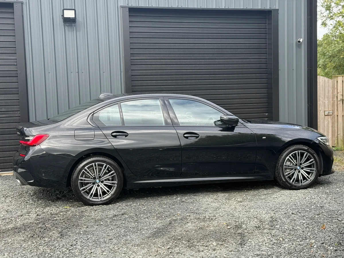 211 BMW 330E 3 SERIES M-SPORT - Image 4