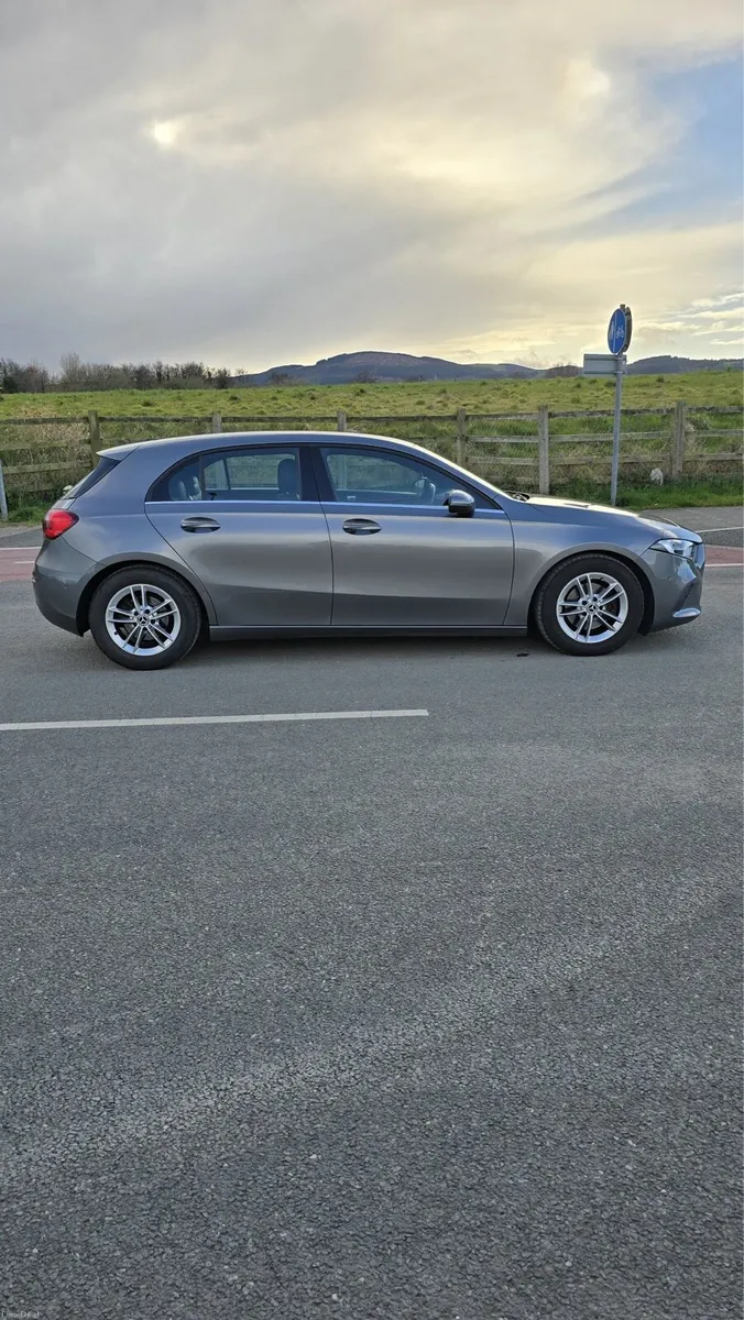 Mercedes-Benz A180d executive progressive - Image 2