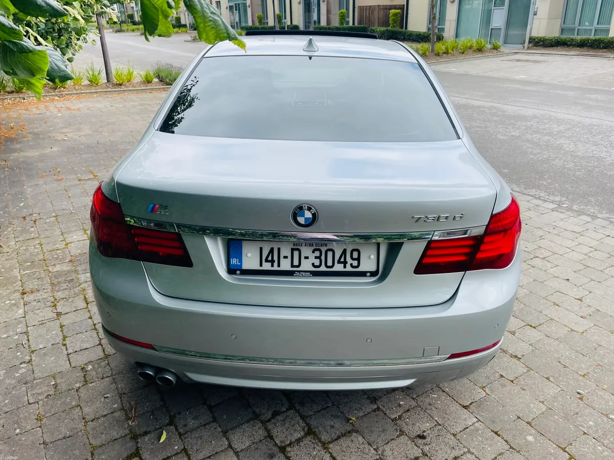 2014 BMW 730D AUTOMATIC FULLY LOADED - Image 4