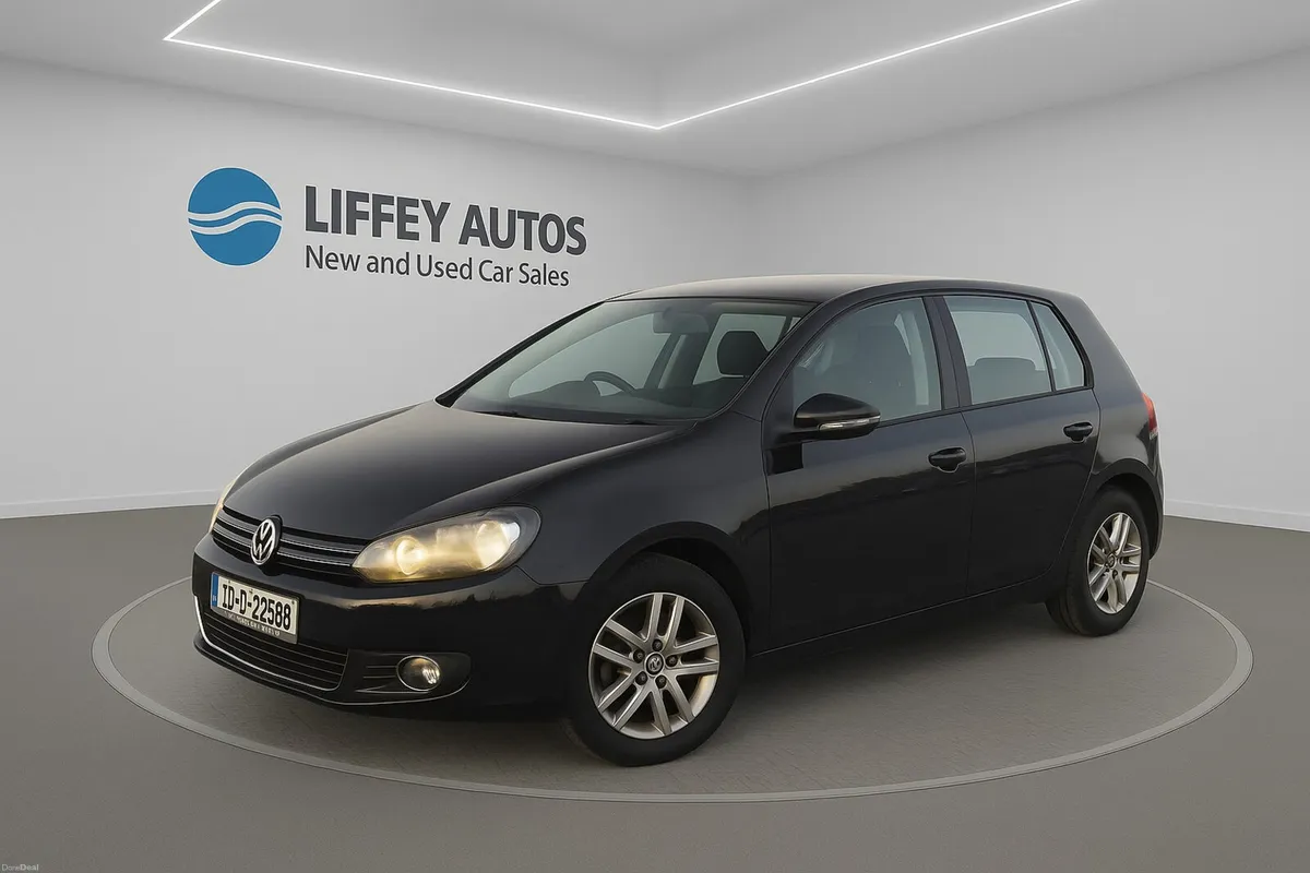 Volkswagen Golf 2012 Automatic low millage - Image 4