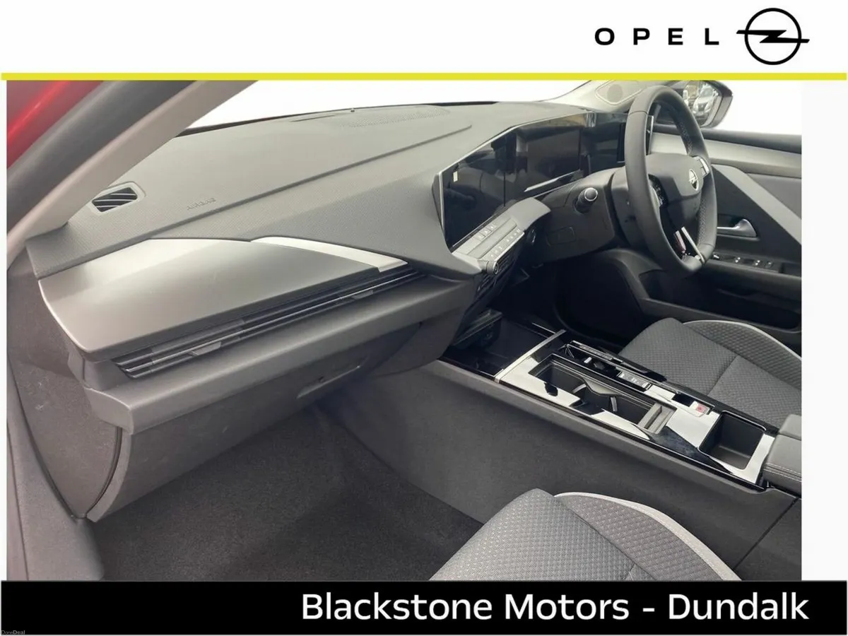 Opel Astra SC 54KWh EV 155PS - Image 4