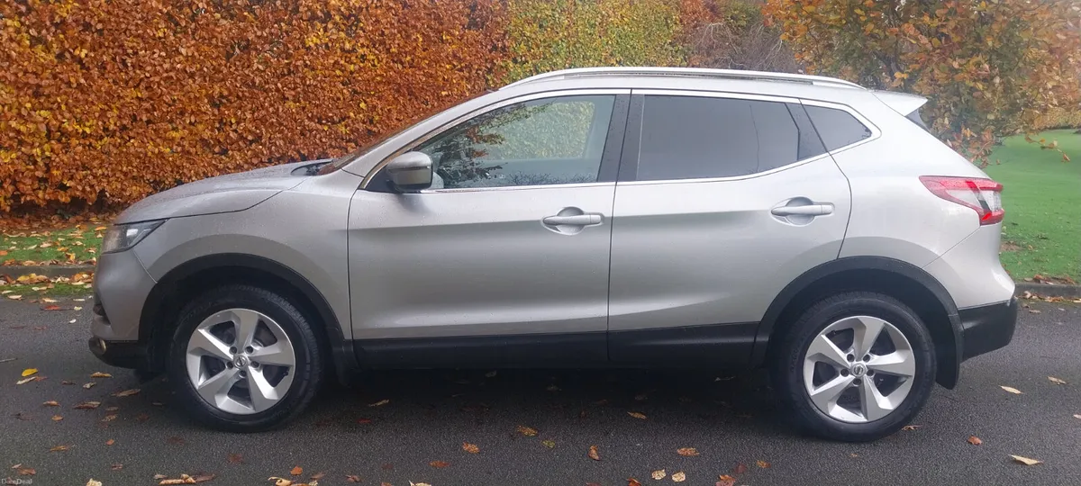 2020 Nissan Qashqai 1.3 Petrol SE Pan Roof - Image 4