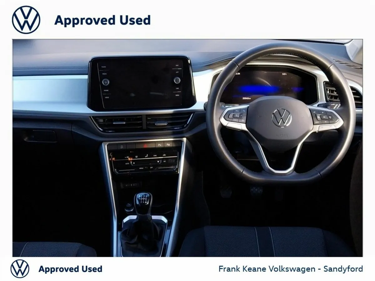 Volkswagen T-Roc *Edition 75* 1.0TSI Manual 116HP - Image 2