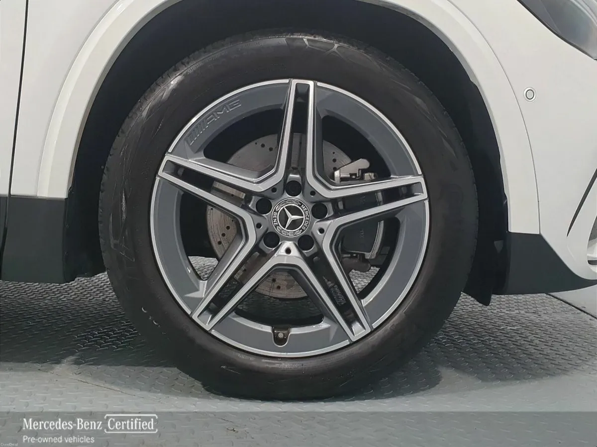 Mercedes-Benz GLA GLA 180 AMG Line - Image 5