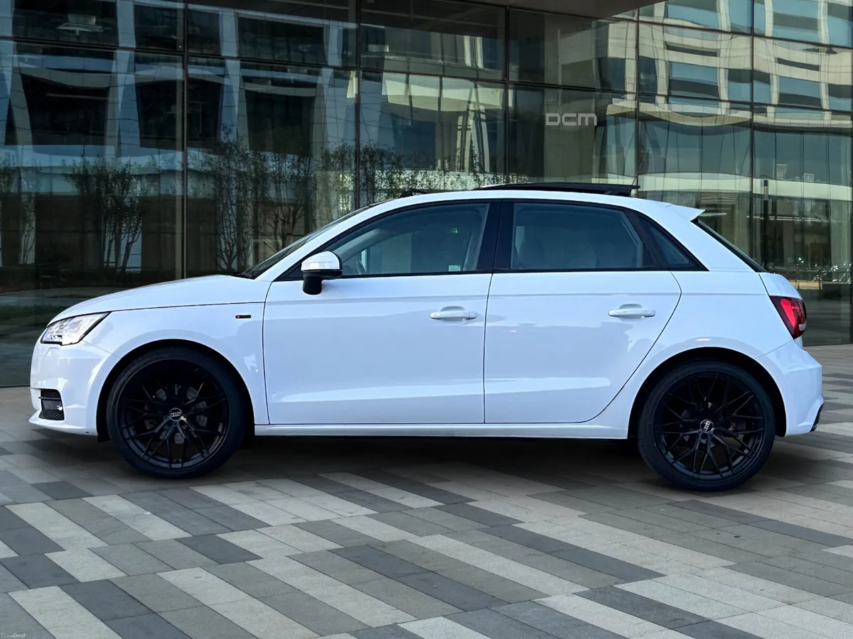 Audi A1 1.4 TFSI Sport S-T *Sunroof* - Image 4