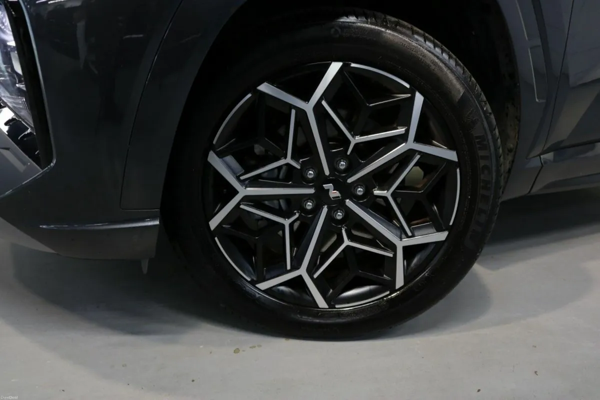 Hyundai Tucson N LINE PHEV 1.6L PETROL AUTOMATIC S - Image 4