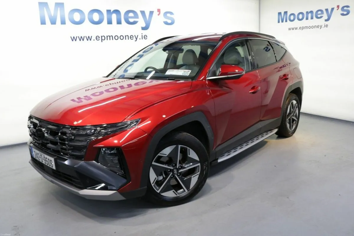 Hyundai Tucson EXECUTIVE PLUS 1.6L DIESEL SUV - TH - Image 1