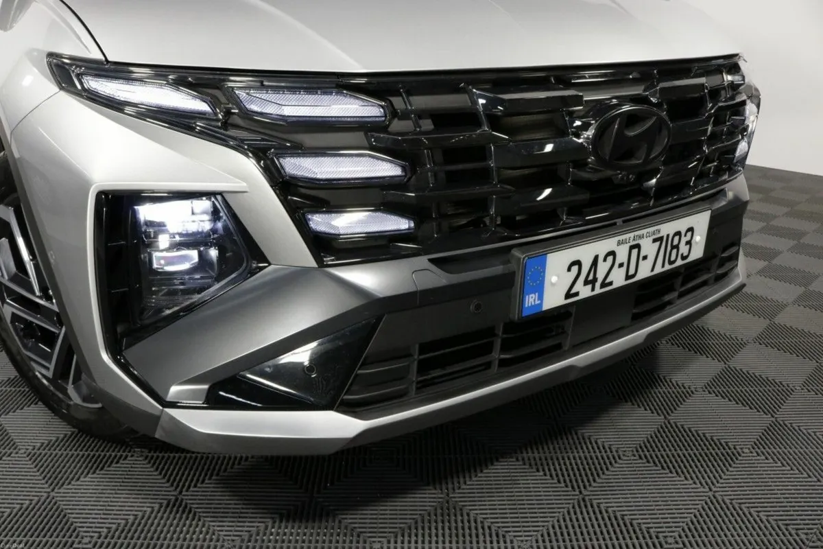 Hyundai Tucson HYBRID EXECUTIVE PLUS 1.6L PETROL A - Image 3